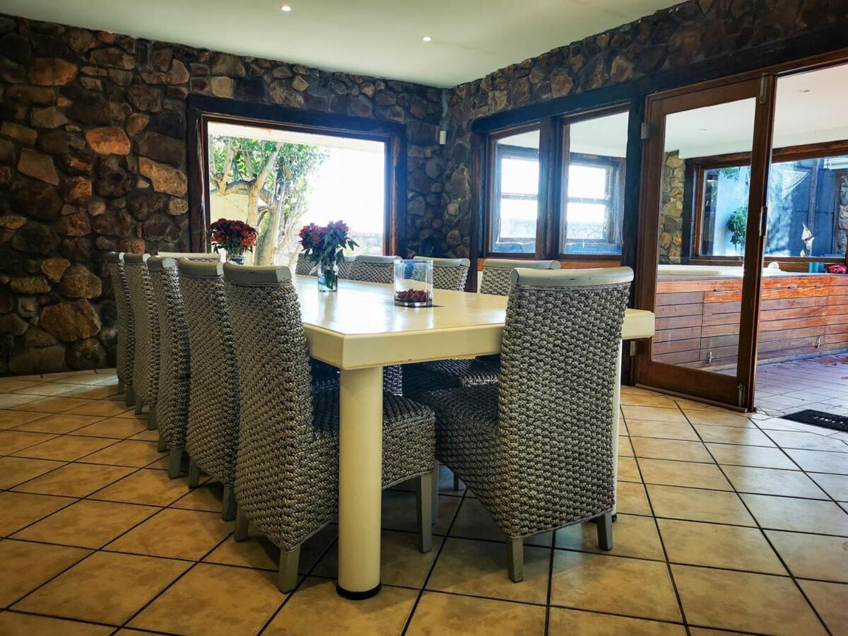 29 On Edward - 4 Bedroom House * Cape Town